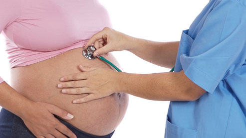 Suivi de grossesse : sage-femme ou gynécologue