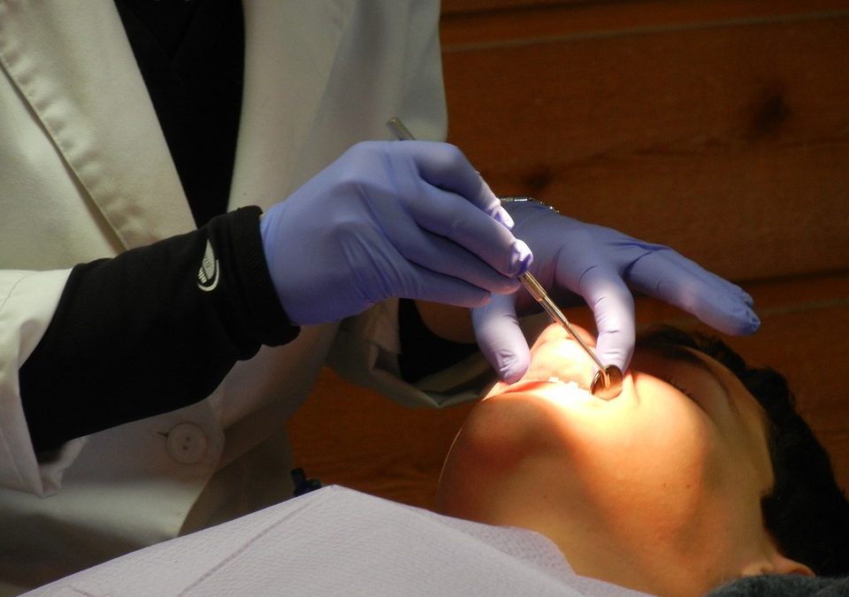 Quel type d’équipement qu’un dentiste utilise ?